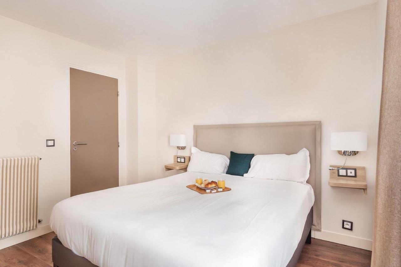 Hotel Courcelles Mederic Paris Exterior foto
