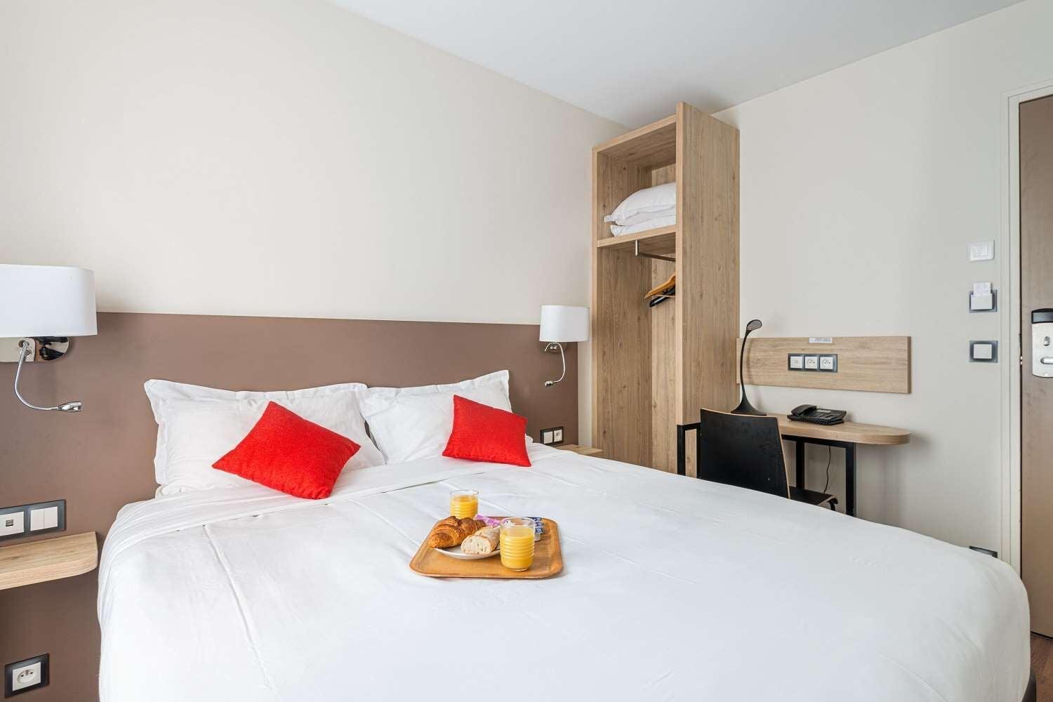 Hotel Courcelles Mederic Paris Exterior foto