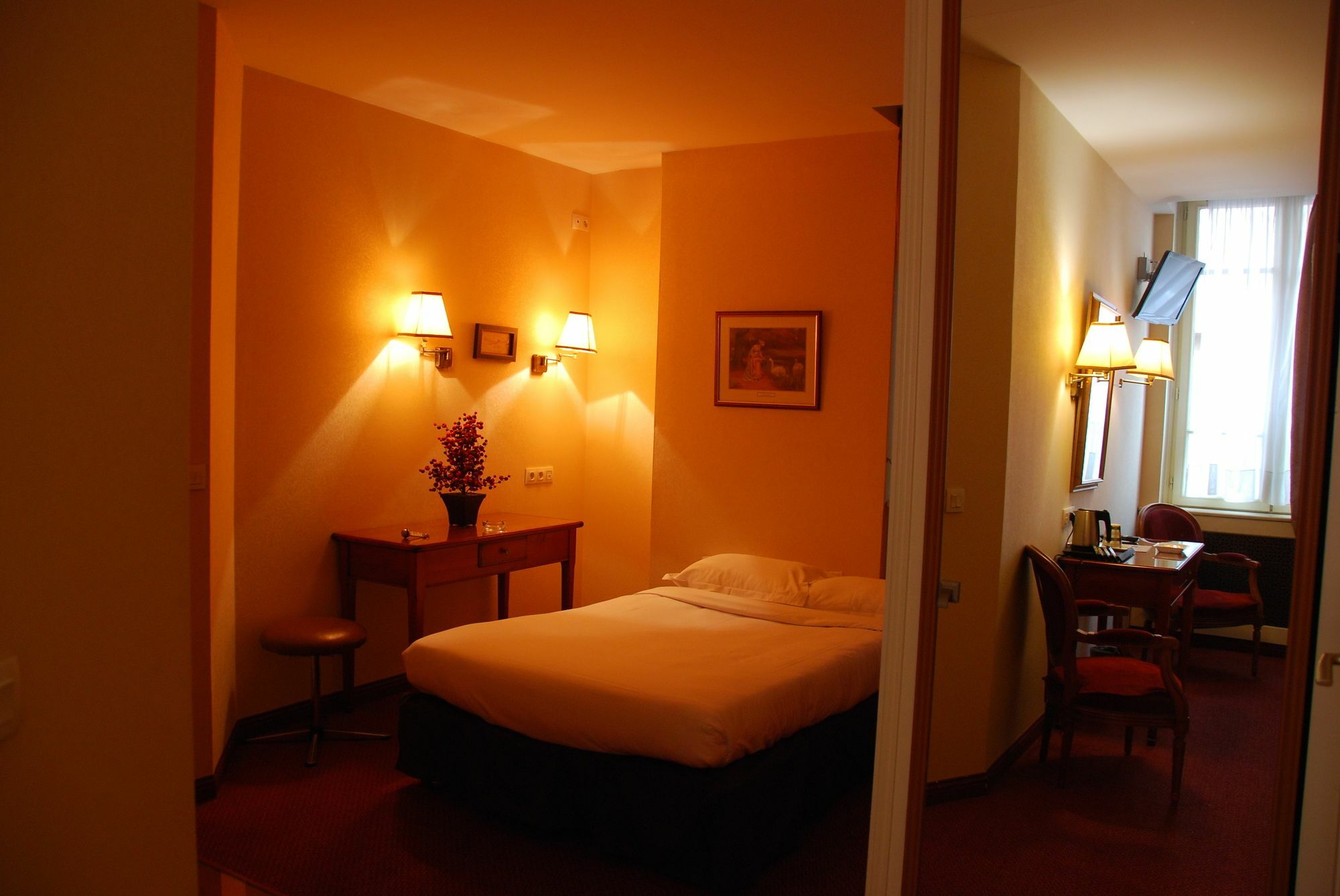 Hotel Courcelles Mederic Paris Exterior foto