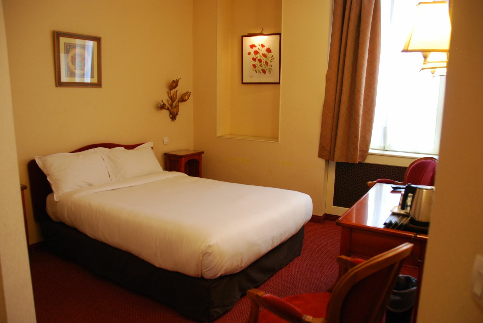 Hotel Courcelles Mederic Paris Exterior foto